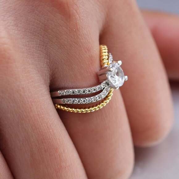 ✨ Twisted Shiny Round Zircon Three Lines Fashion Rings for Women, EVGG1548 - Picture 3 of 4